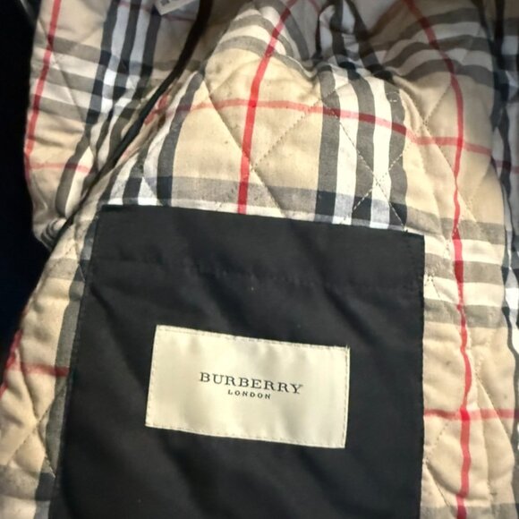 Burberry Diamond Quilted Coat - Black, Size XLR, Classic Lining, Fantastic Condi - Picture 3 of 3